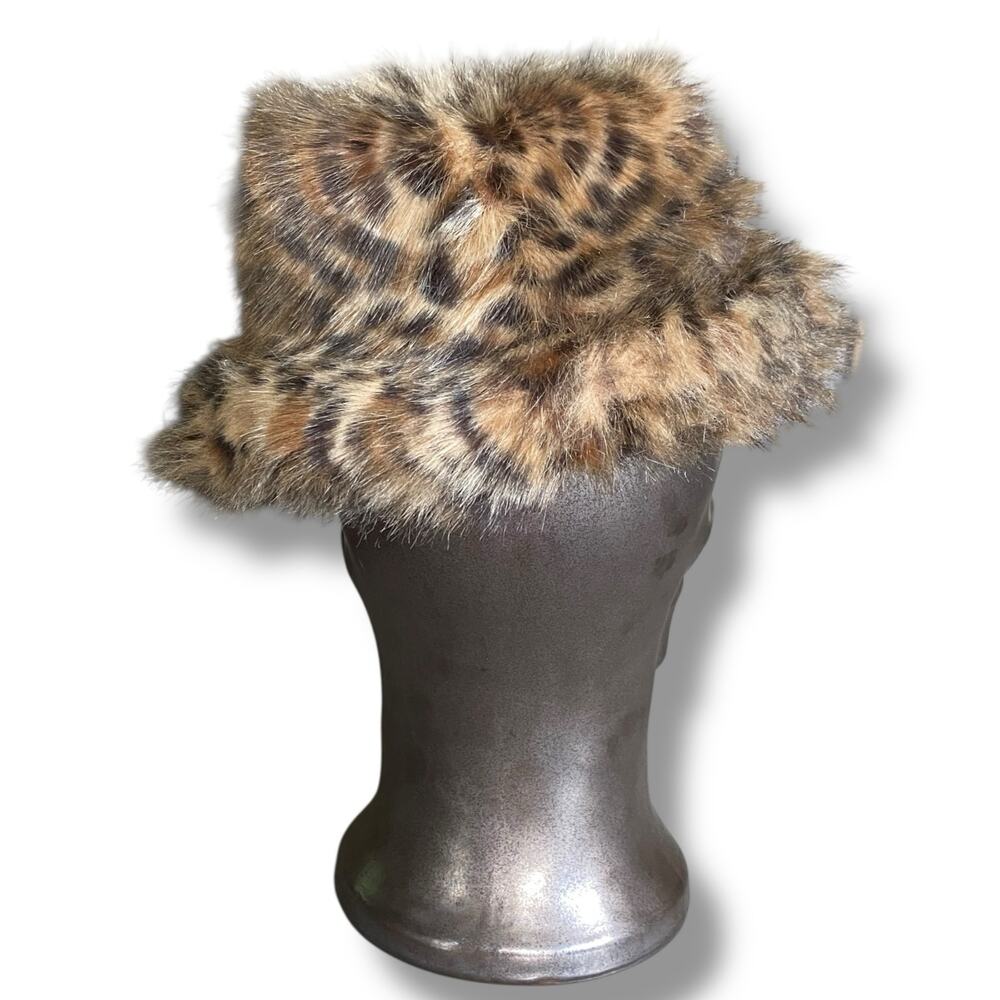 Girl’s American Wigeon Faux Fur Bucket Hat Size S Brown Black Leopard Print